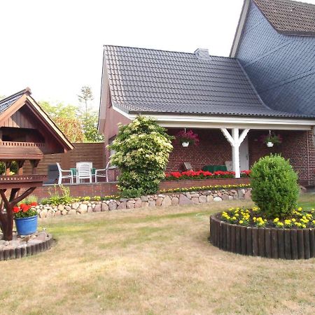 ウンデロー Ferienhaus Rosenbrockヴィラ エクステリア 写真