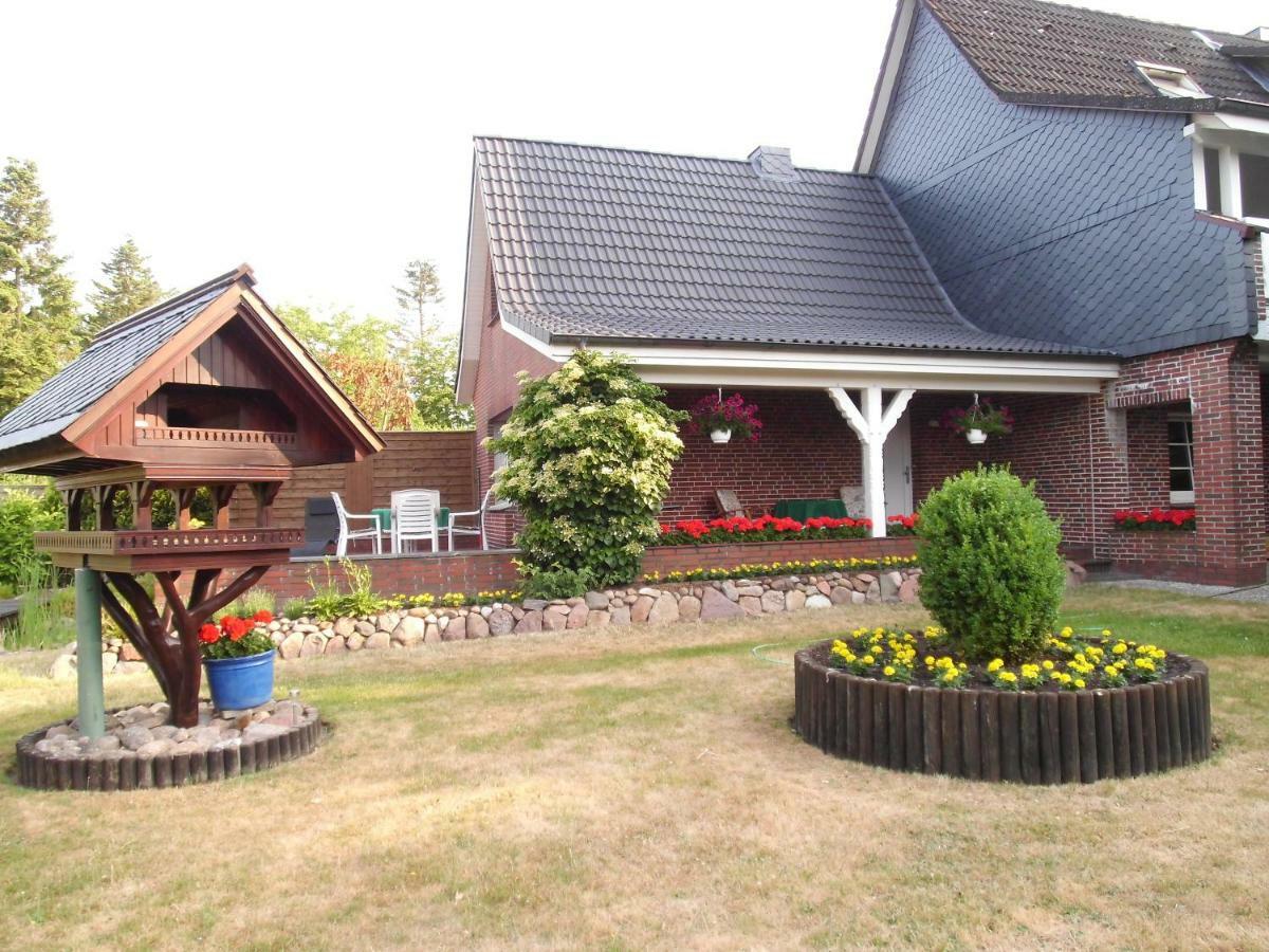 ウンデロー Ferienhaus Rosenbrockヴィラ エクステリア 写真